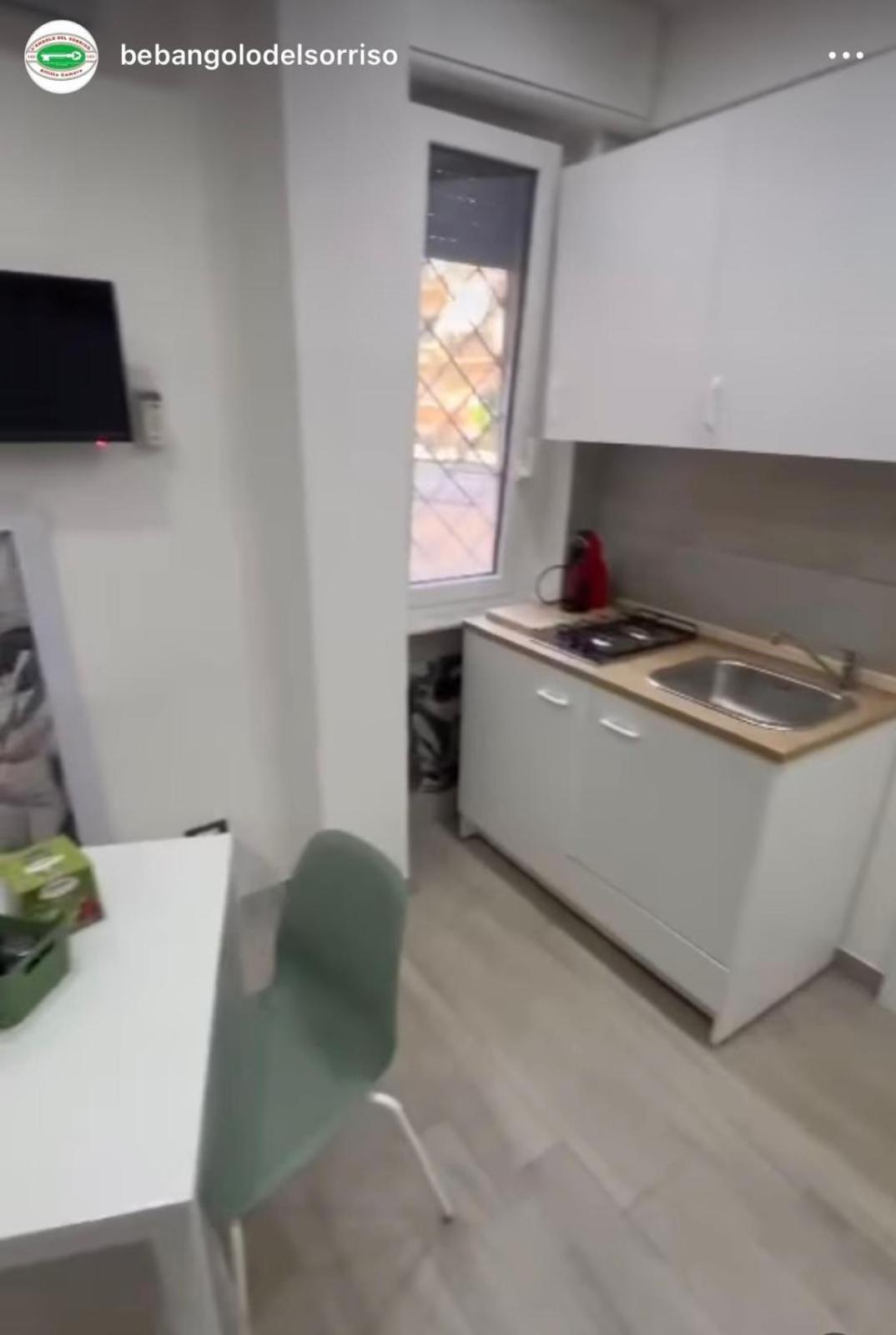 L'Angolo Del Sorriso Napoli Eksteriør bilde