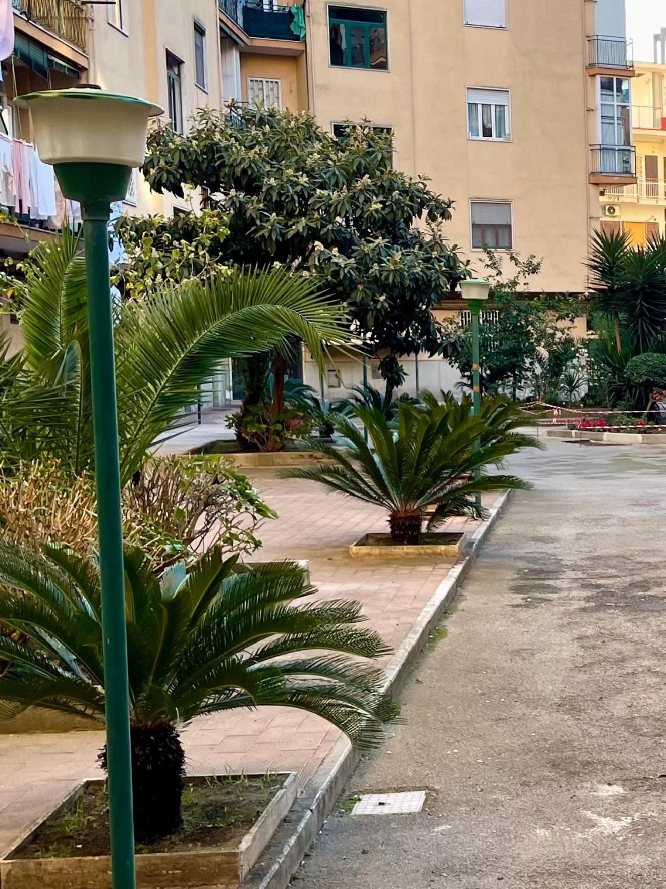 L'Angolo Del Sorriso Napoli Eksteriør bilde